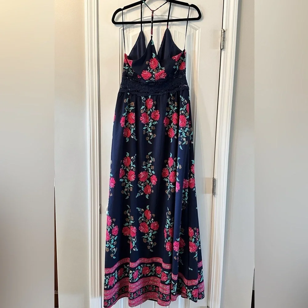 NWT! Pink Lily Boutique Blue Floral Maxi Dress Size Medium - Picture 4 of 12